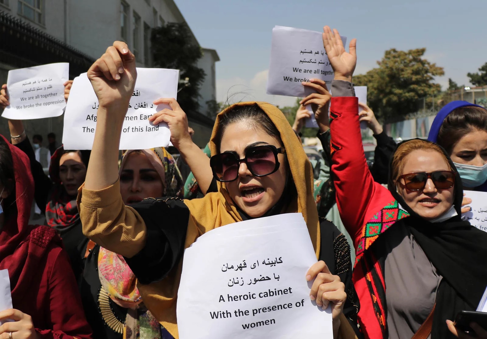 Afganistan ile feminist dayanışma neden yalnızca kadınlar ve kız çocuklarıyla ilgili değil? Kaos GL - LGBTİ+ Haber Portalı