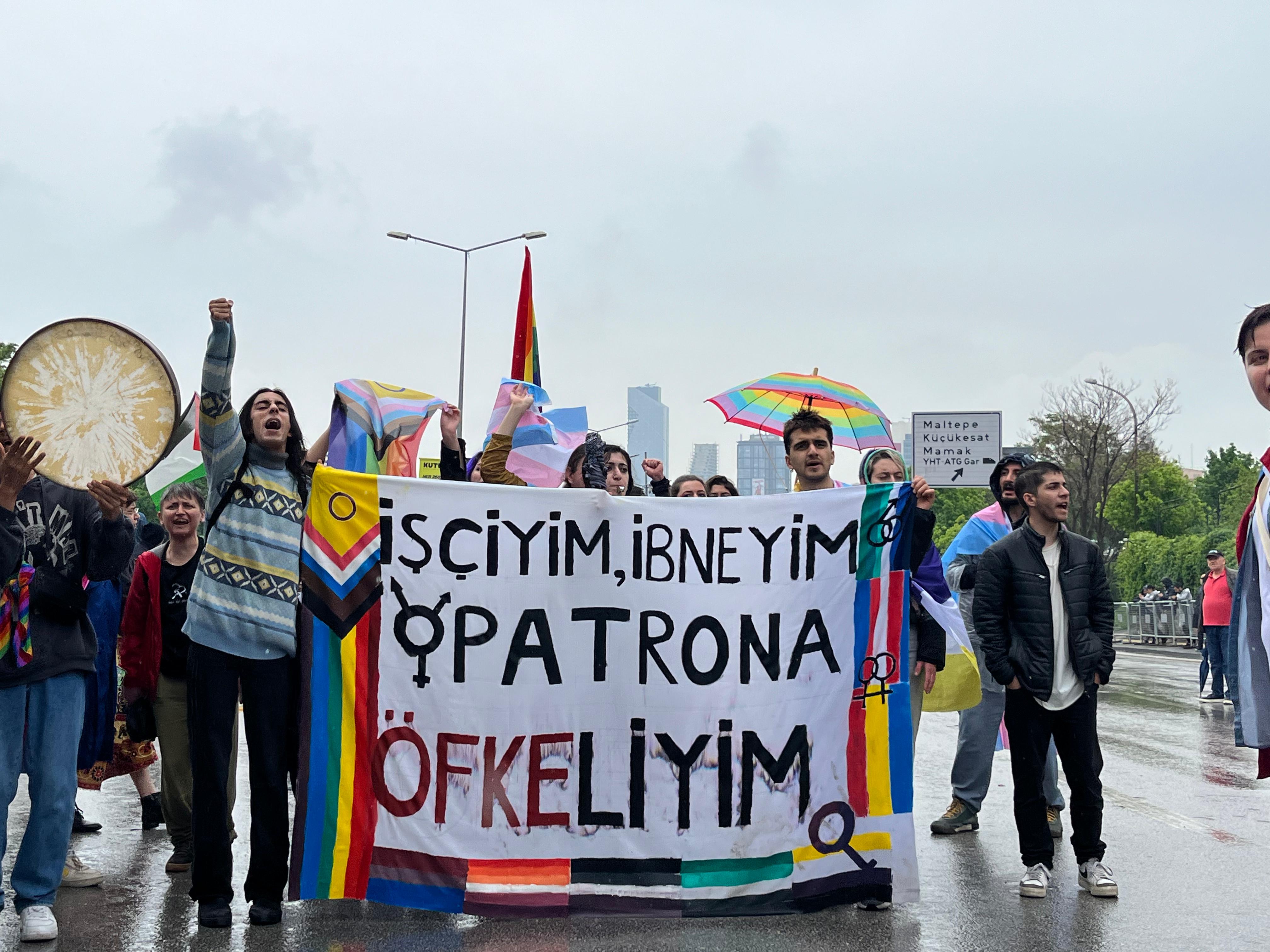 Ankara’da 1 Mayıs: “İşçiyim, İbneyim, Patrona Öfkeliyim” | Kaos GL - LGBTİ+ Haber Portalı Haber