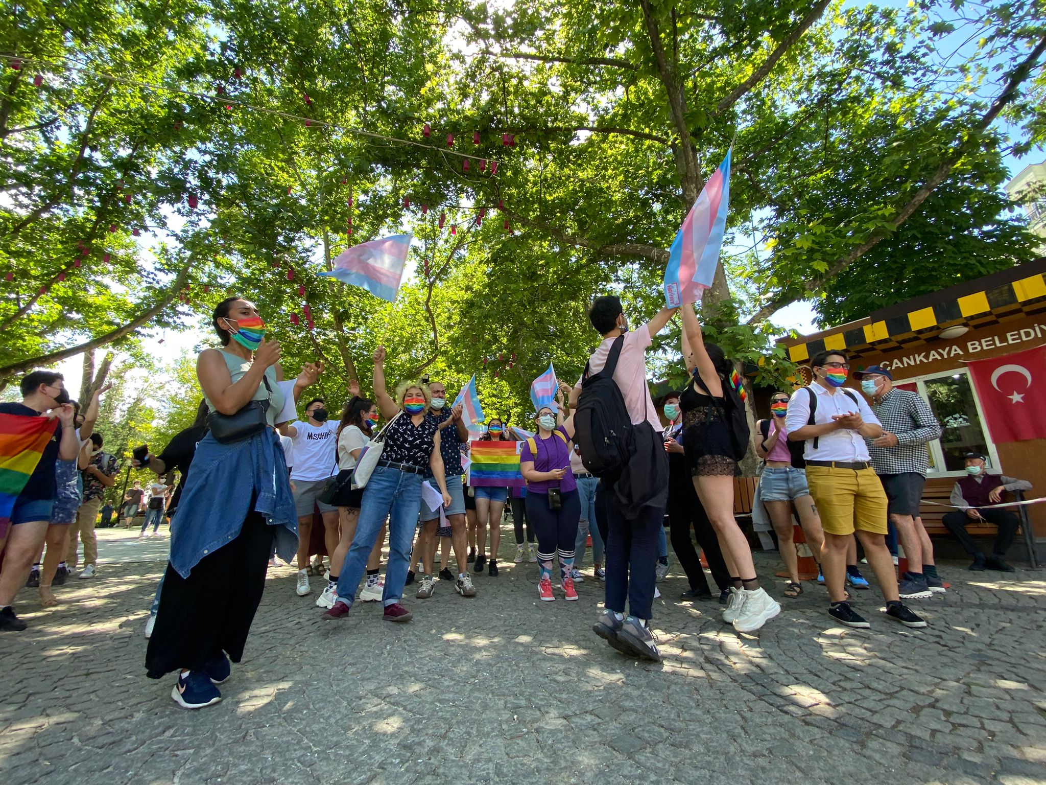 Ankara Onur Yürüyüşü: “Ankara’daki lubunyalar olarak burada varlığımızı kutluyoruz” Kaos GL - LGBTİ+ Haber Portalı