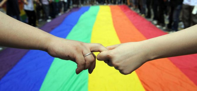 “Biz hukuken de ‘eşcinsel dövülsün’ diyemeyiz ama…” | Kaos GL - LGBTİ+ Haber Portalı