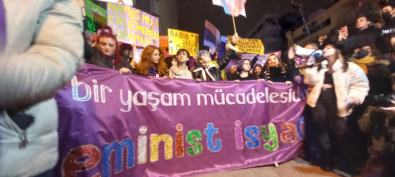 Bu bir yaşam mücadelesidir: Feminist isyandayız! Kaos GL - LGBTİ+ Haber Portalı