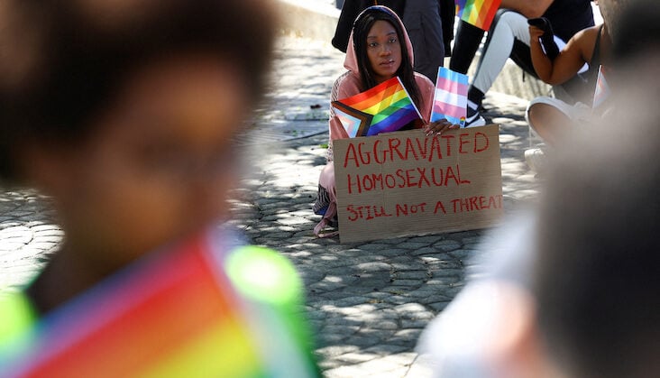 “Bu yasanın var olduğu bir ülkeye fon sağlamak LGBTQ+’lara karşı ayrımcılığa yol açacaktır” Kaos GL - LGBTİ+ Haber Portalı