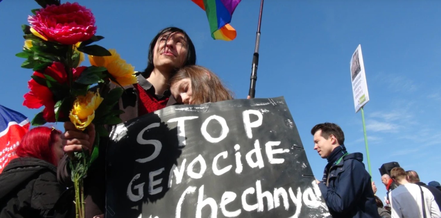 Çeçenistan eşcinselleri alıkoymaya devam ediyor! Kaos GL - LGBTİ+ Haber Portalı