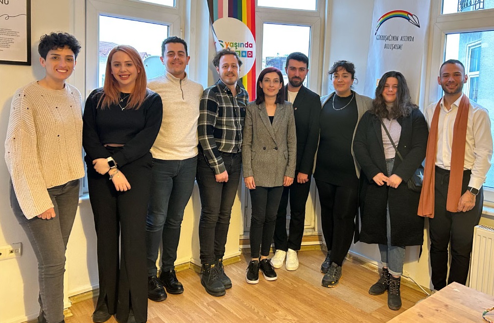 CHP Gençlik Kolları Toplumsal Cinsiyet Eşitliği Komisyonu, SPoD’u ziyaret etti Kaos GL - LGBTİ+ Haber Portalı