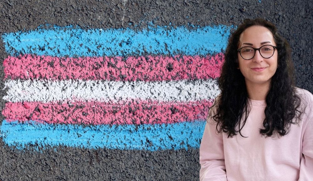 Defne Güzel: Biz translar herkesin hayatında bir biçimde varız | Kaos GL - LGBTİ+ Haber Portalı Haber