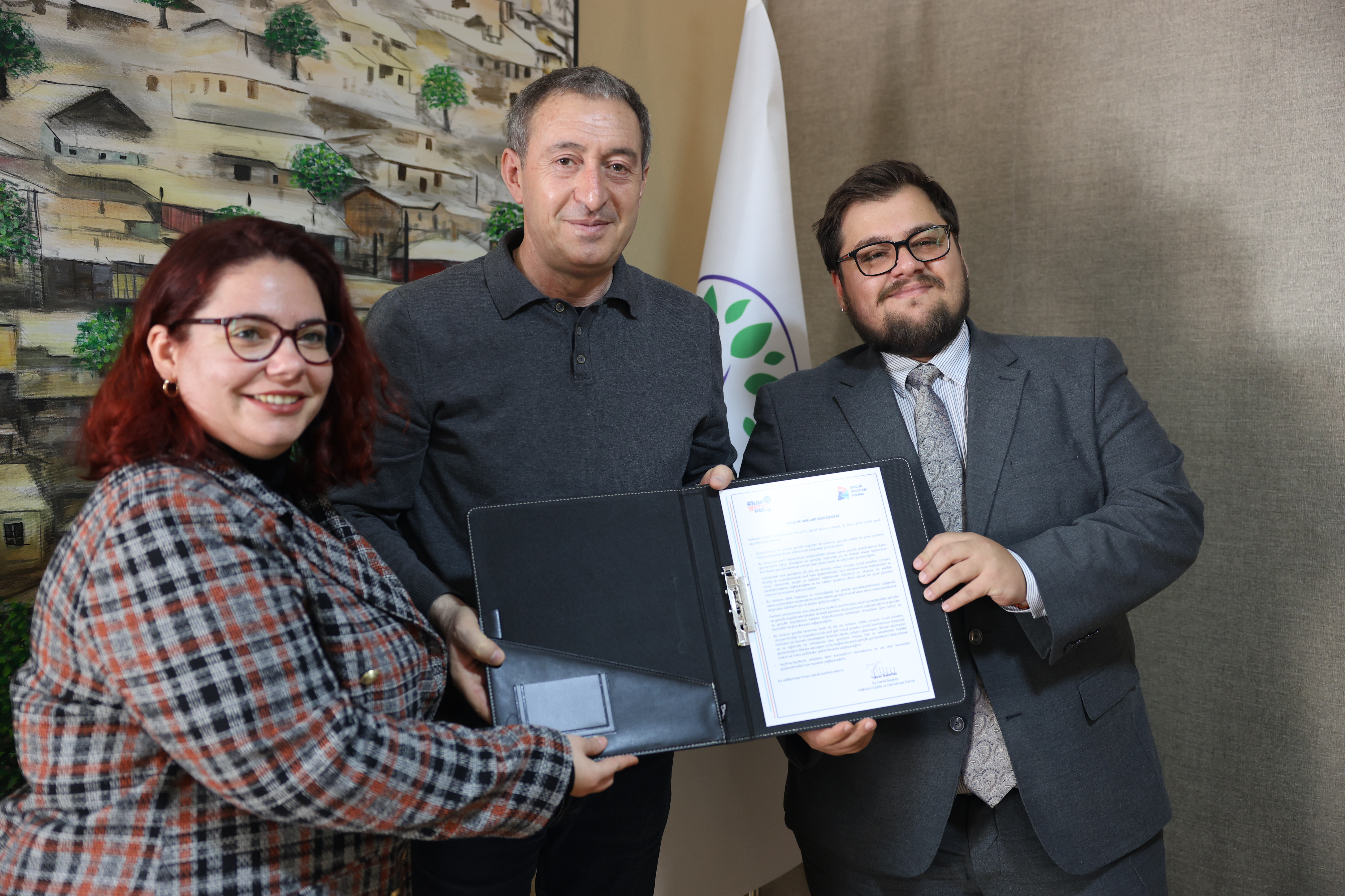 DEM Party Co-Chair Tuncer Bakırhan promised for youth rights Kaos GL - News Portal for LGBTI+