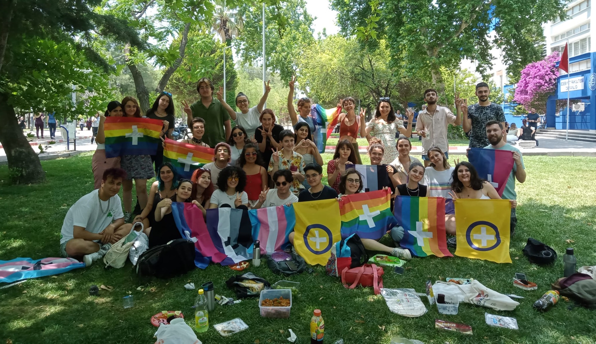 Ege Üniversitesi 2 Haziran’da Onur Pikniği’nde buluşuyor | Kaos GL - LGBTİ+ Haber Portalı Haber
