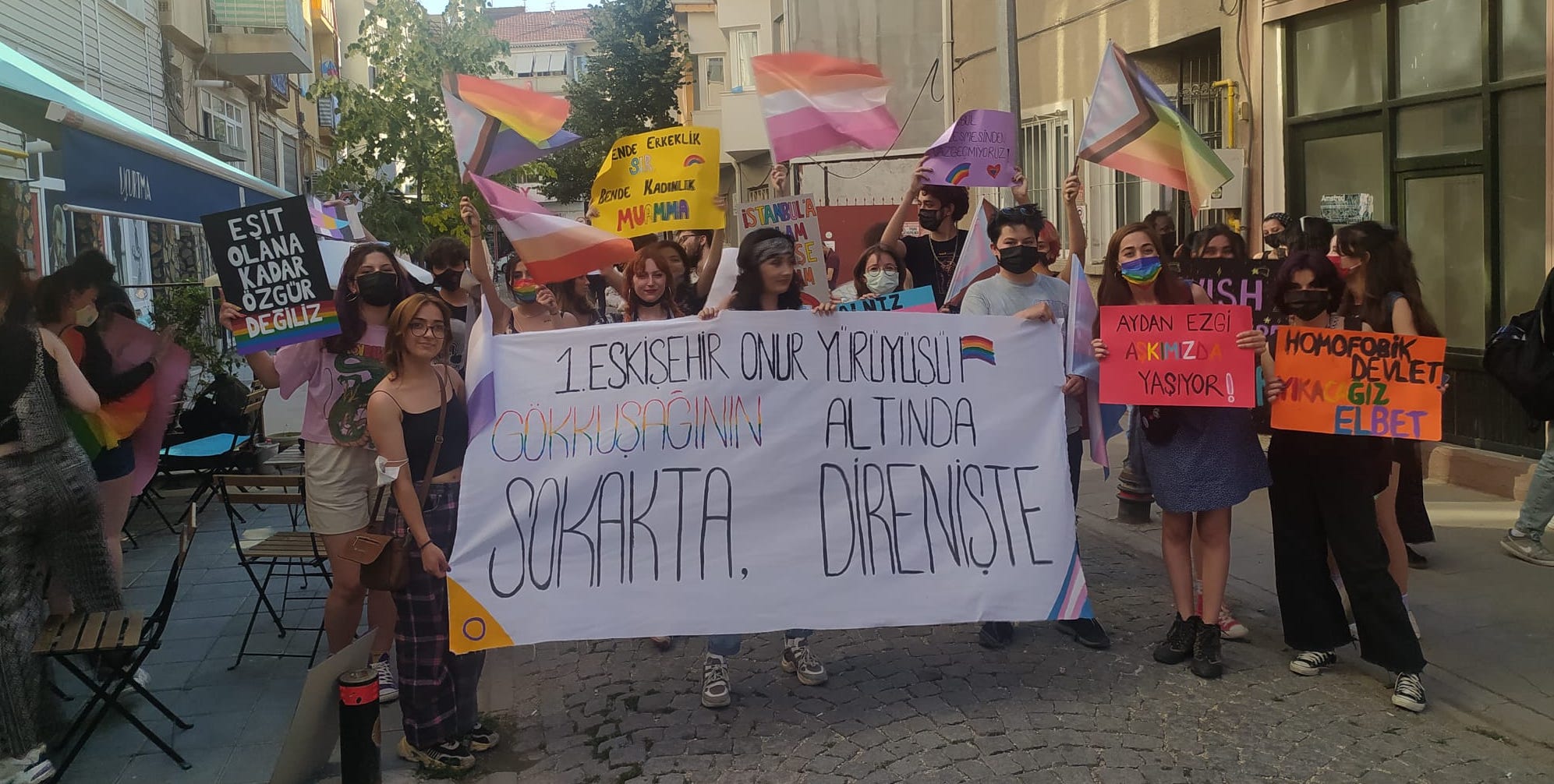 Eskişehir Onur Yürüyüşü’nde gözaltına alınan çocuklar beraat etti Kaos GL - LGBTİ+ Haber Portalı