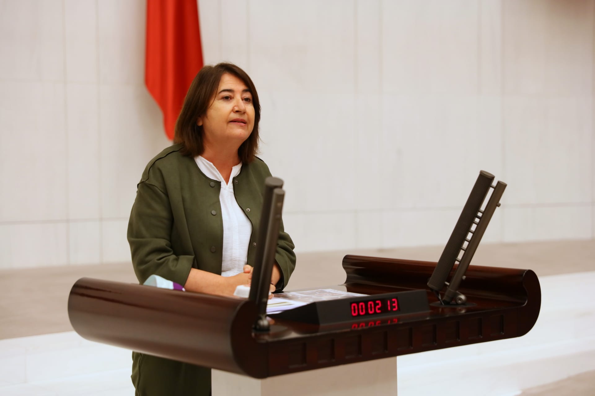 Kemalbay, Ecem Seçkin cinayetini Adalet Bakanı’na sordu | Kaos GL - LGBTİ+ Haber Portalı Haber