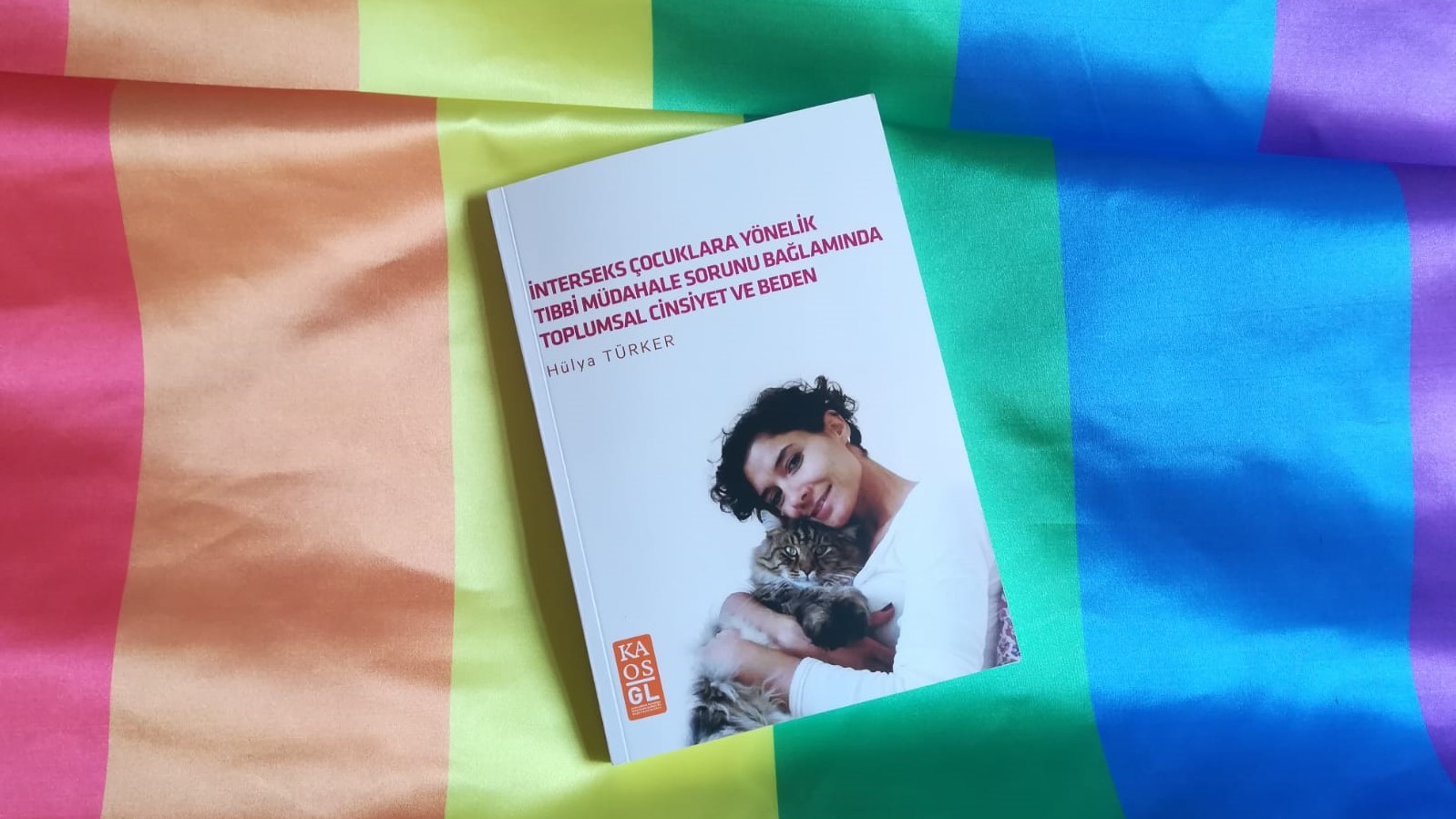 Hülya Türker’in kitabı yayımda | Kaos GL - LGBTİ+ Haber Portalı Haber