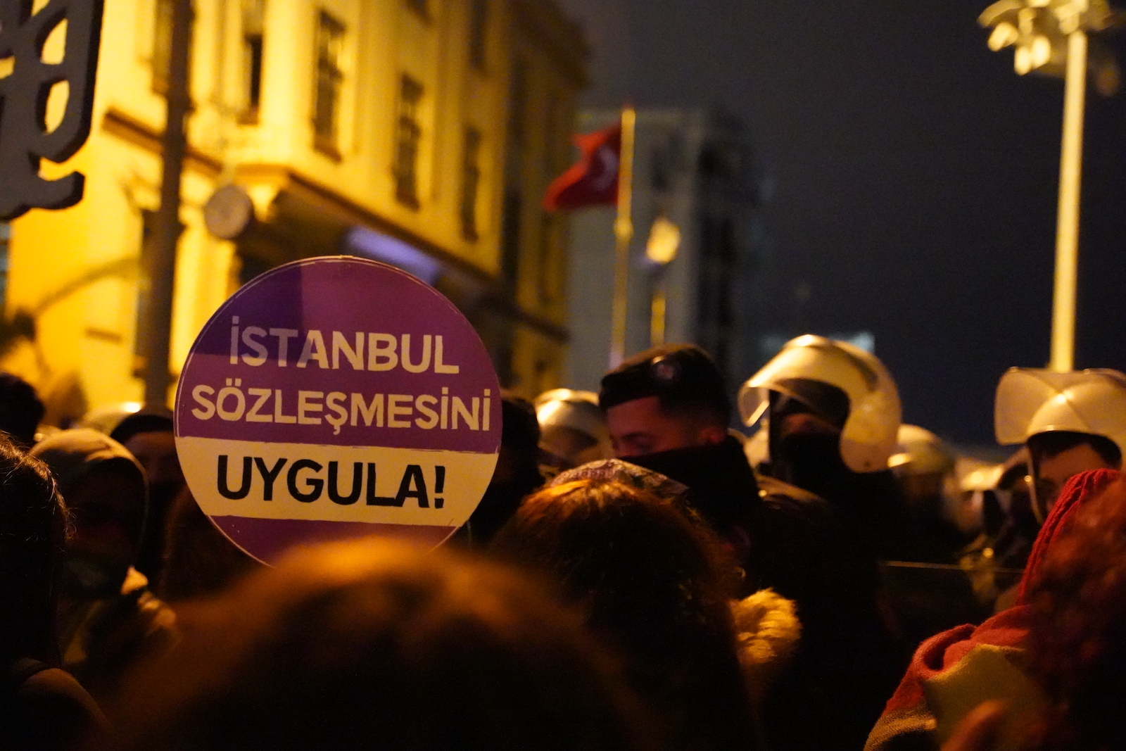 alen-geziyan-in-objektifinden-20-istanbul-feminist-gece-yuruyusu-8