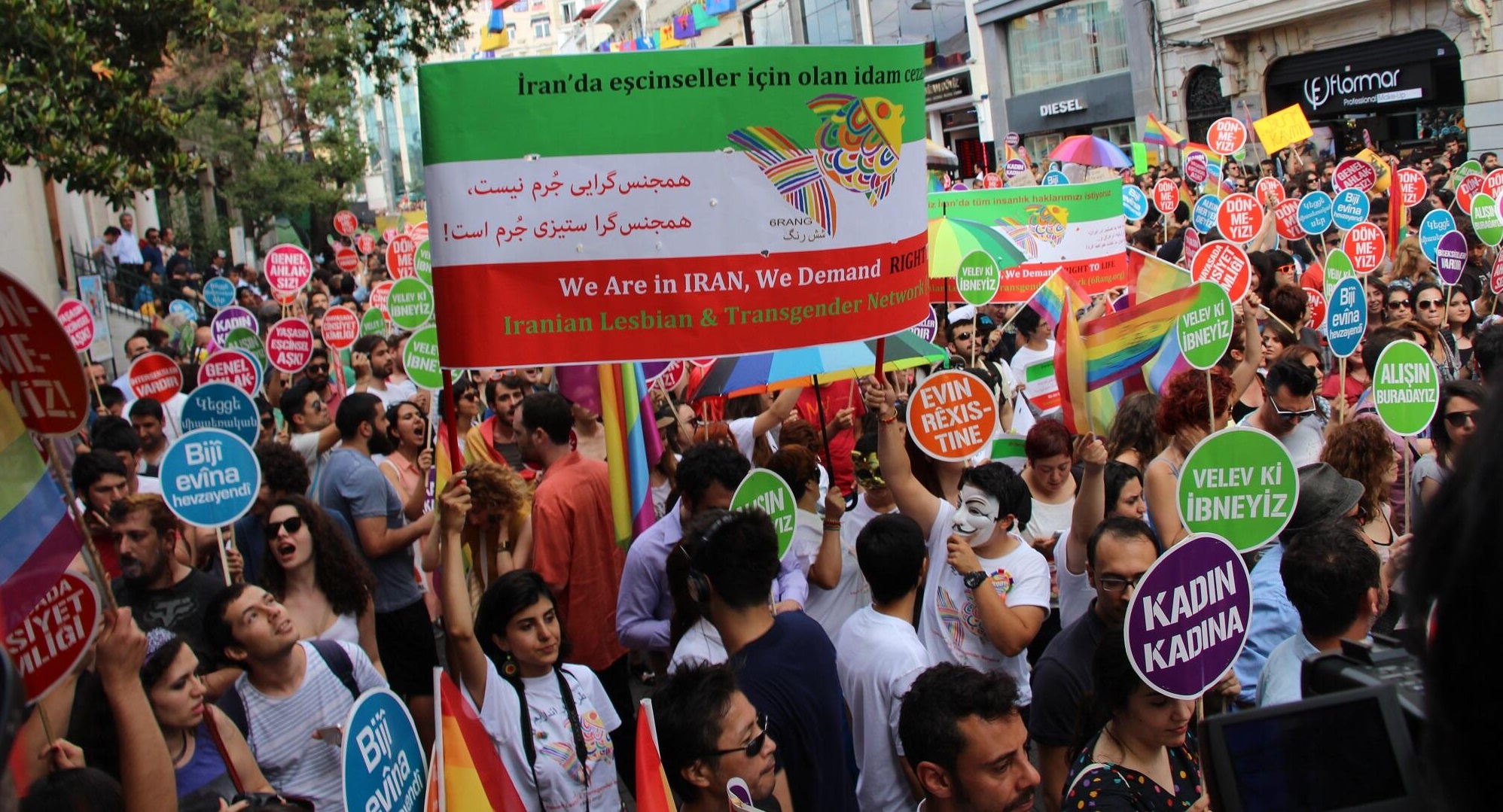“İran’da sağlık sistemi LGBT+ toplumuna şiddet kaynağı haline gelmiştir” | Kaos GL - LGBTİ+ Haber Portalı Haber
