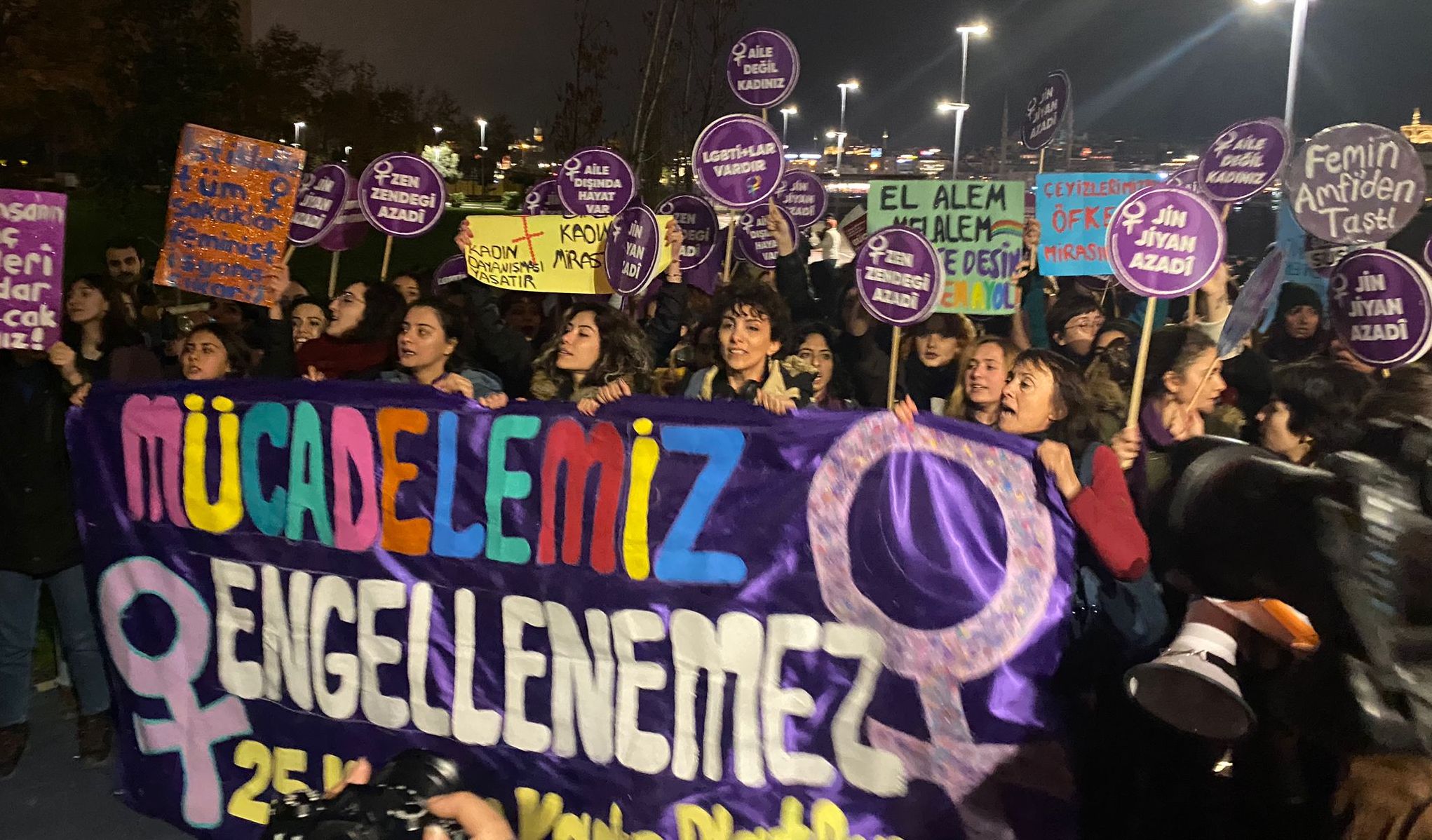 İstanbul’da 25 Kasım: Mücadelemiz engellenemez! Kaos GL - LGBTİ+ Haber Portalı