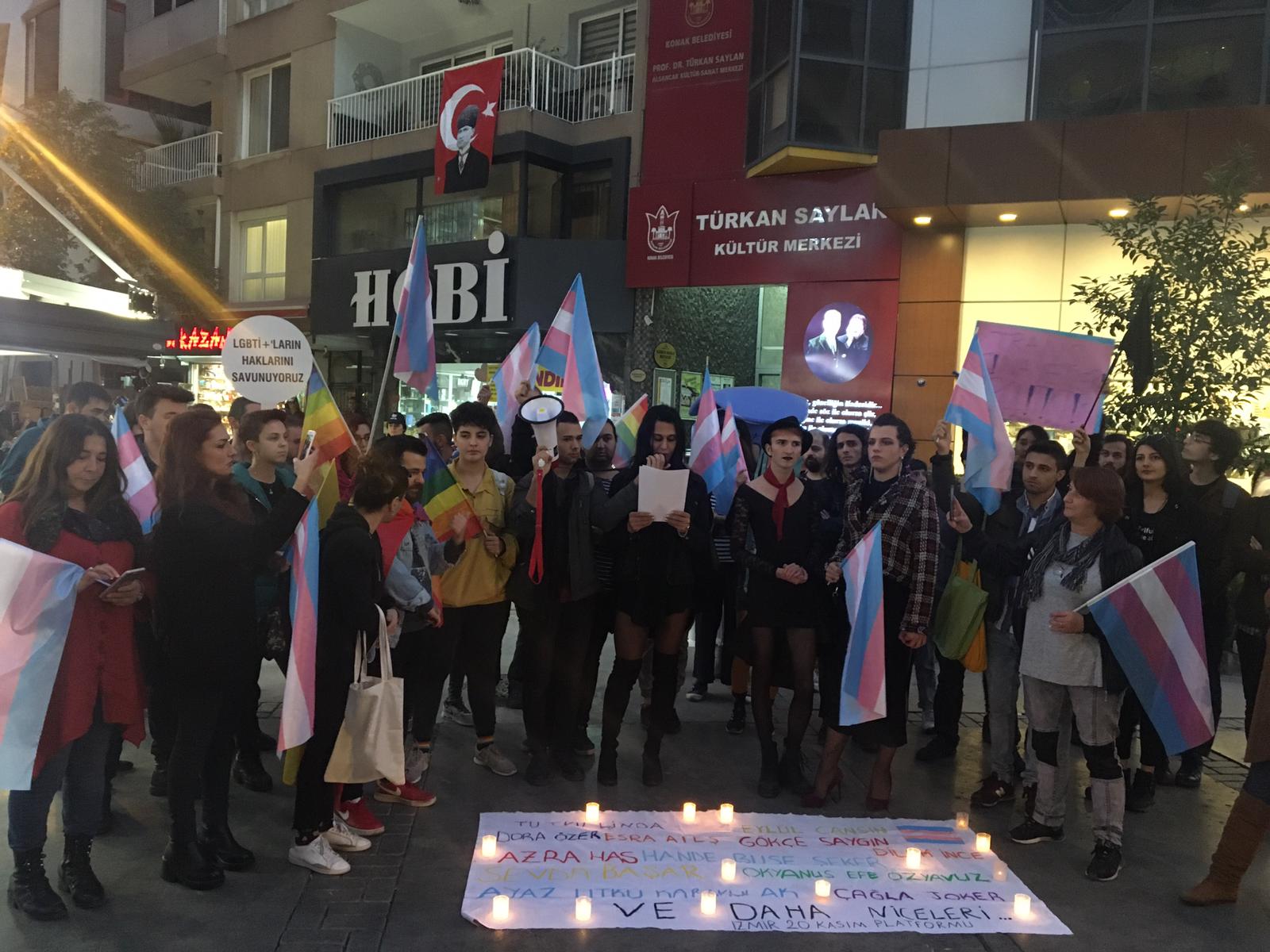 İzmir 20 Kasım Platformu: “Transfobiyle tartılan adalet terazisi transların hayatlarını ellerinden alıyor!” Kaos GL - LGBTİ+ Haber Portalı