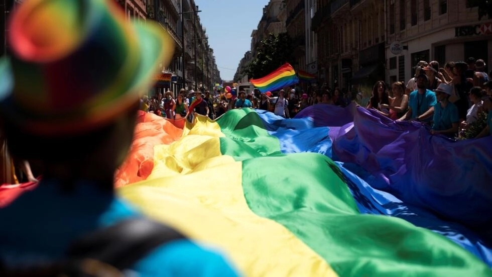 LGBTQ karşıtı dezenformasyondaki artış, Avrupa’daki Onur Yürüyüşlerini hedef alıyor Kaos GL - LGBTİ+ Haber Portalı