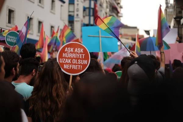 Nefret yine kamu spotu! | Kaos GL - LGBTİ+ Haber Portalı