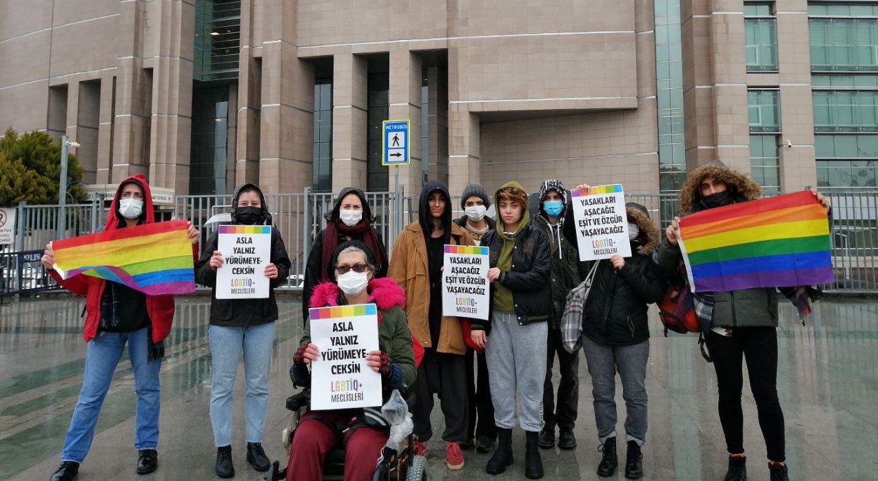 ‘Pride March’ case against LGBTIQ+ Assemblies ends in acquittal Kaos GL - News Portal for LGBTI+
