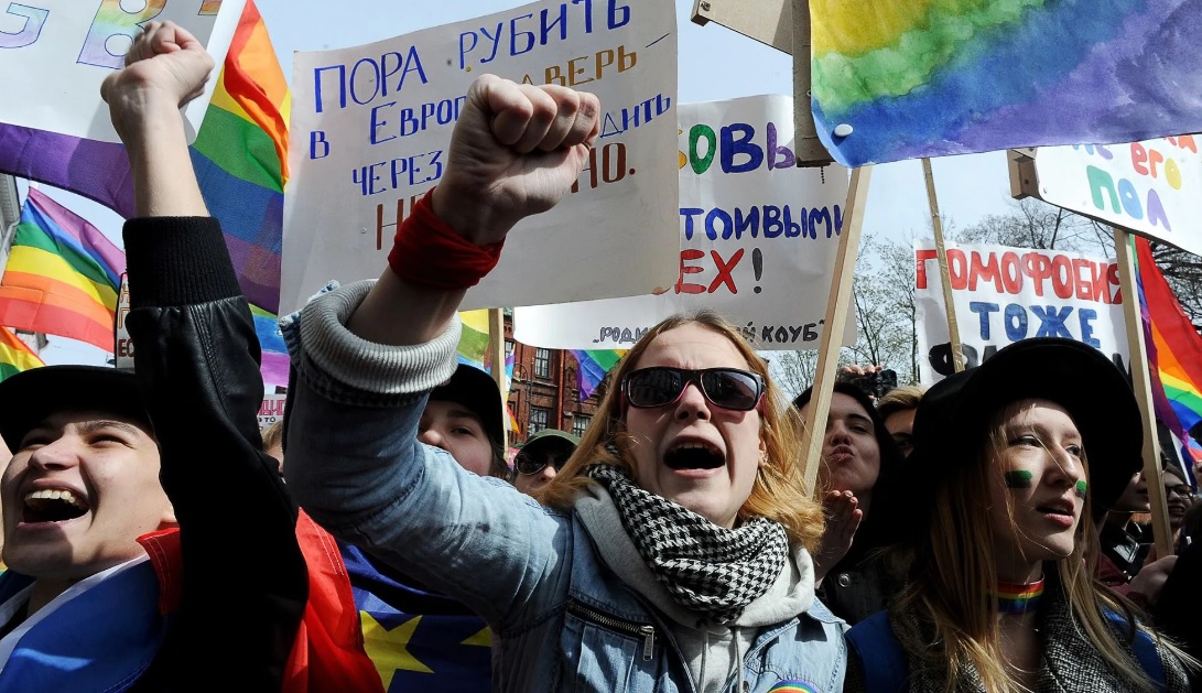 Rusya’da sessizce süren LGBTİ+ aktivizmi bile hayat kurtarıyor | Kaos GL - LGBTİ+ Haber Portalı
