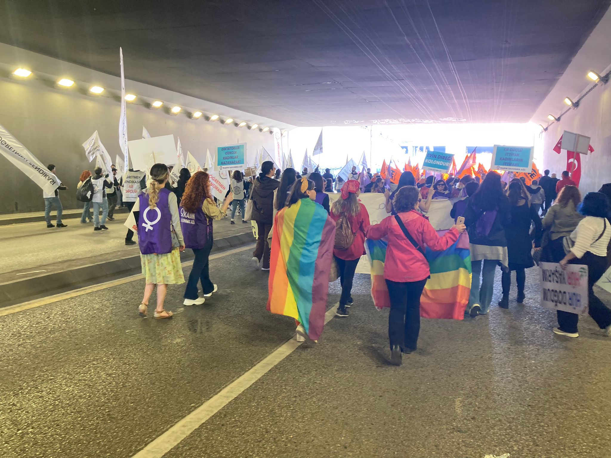 Ankara’dan 1 Mayıs izlenimleri: Nefret yalnızca iktidarın dilinde ve kalbindeydi | Kaos GL - LGBTİ+ Haber Portalı Gökkuşağı Forumu Köşe Yazısı