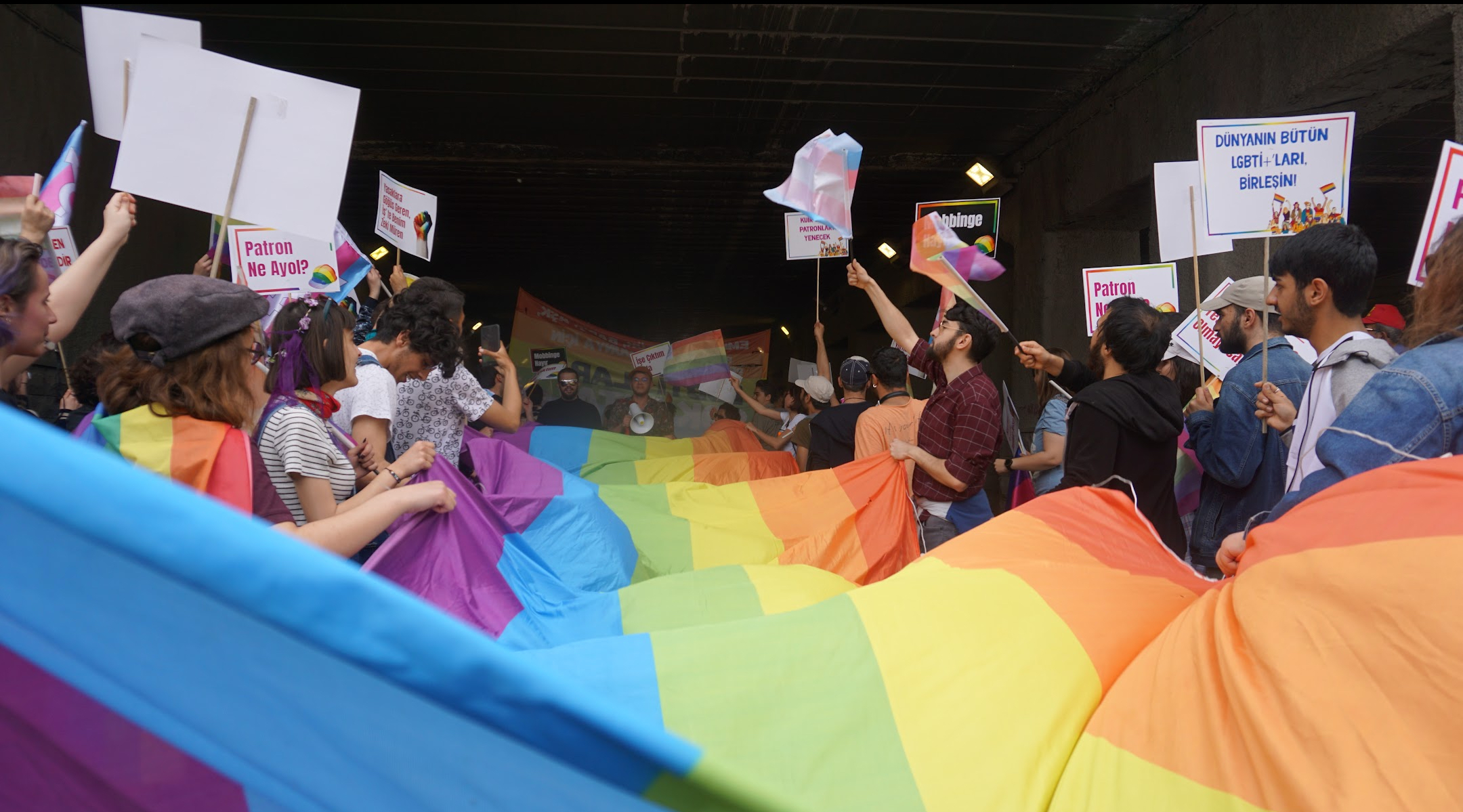 Queer ekonomi 101: Enflasyon yüzde 70, lubunyanın işi bitmiş! | Kaos GL - LGBTİ+ Haber Portalı Gökkuşağı Forumu Köşe Yazısı
