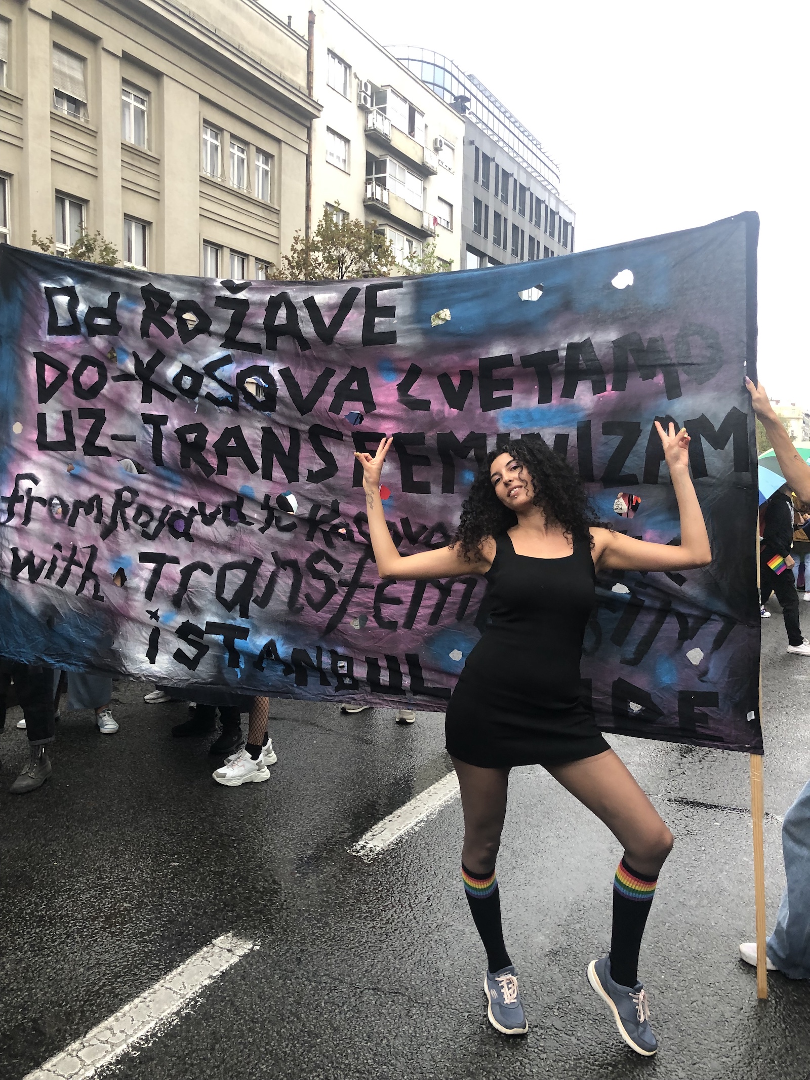 Yürüsek de yürümesek de… | Kaos GL - LGBTİ+ Haber Portalı Gökkuşağı Forumu Köşe Yazısı