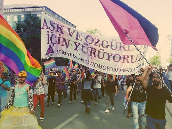 #IDAHOT in Turkish capital: For freedom and love! | Kaos GL - News Portal for LGBTI+ News