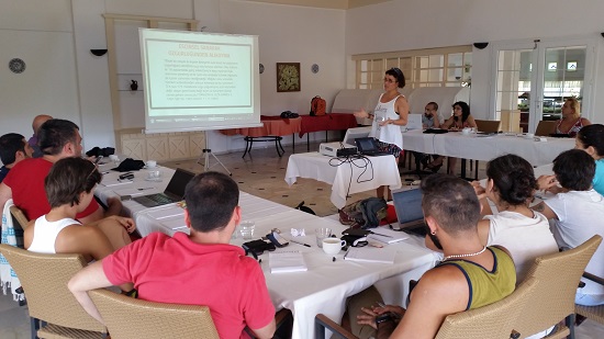 ‘LGBTİ hareketi hukuk stratejisini belirlemeli’ | Kaos GL - LGBTİ+ Haber Portalı Haber