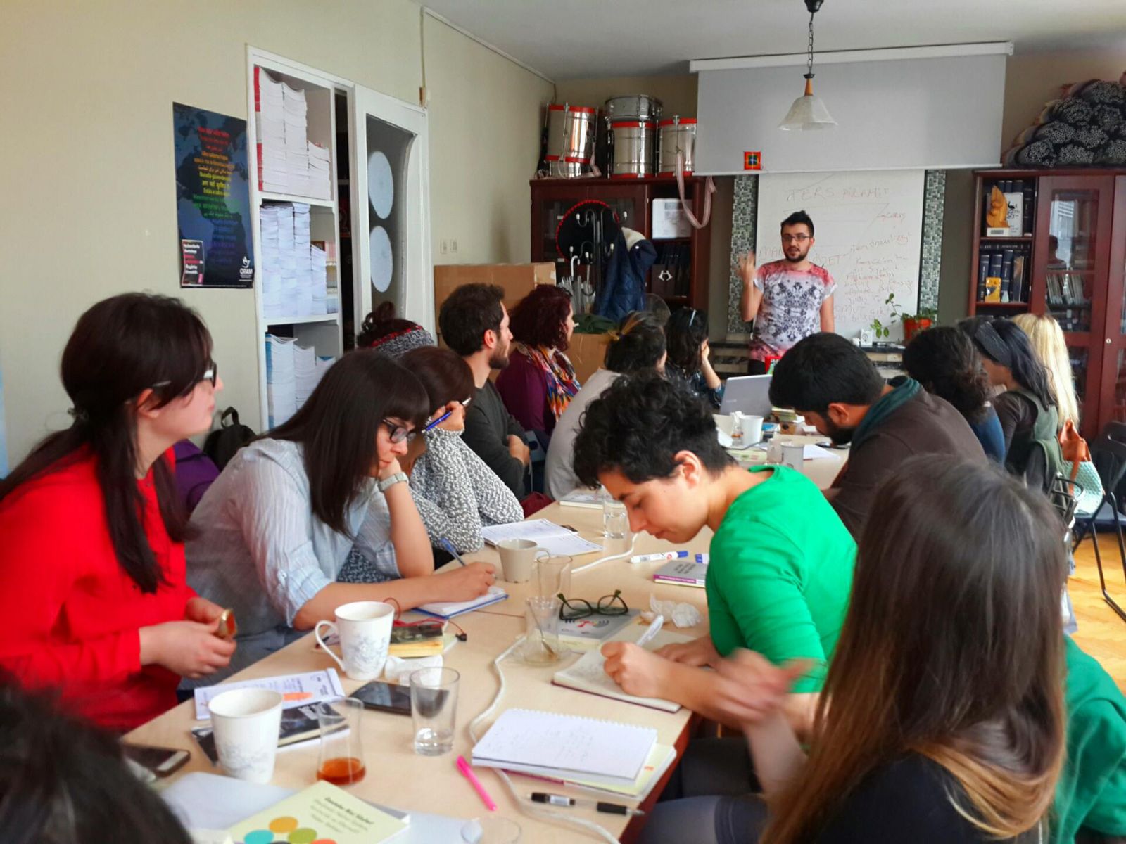 Medya Okulu Ankara’daydı: Medyada kimin hikayesi anlatılıyor? | Kaos GL - LGBTİ+ Haber Portalı Haber