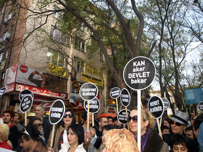 Lynching Attempt to Transgender People in Iskitler, Ankara | Kaos GL - News Portal for LGBTI+ News