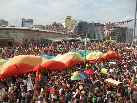 Turkey’s Ruling Party Has Its LGBTI Supporters, As Well | Kaos GL - News Portal for LGBTI+ News
