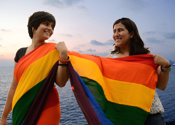 Lezbiyen olduğunu imzala | Kaos GL - LGBTİ+ Haber Portalı Haber