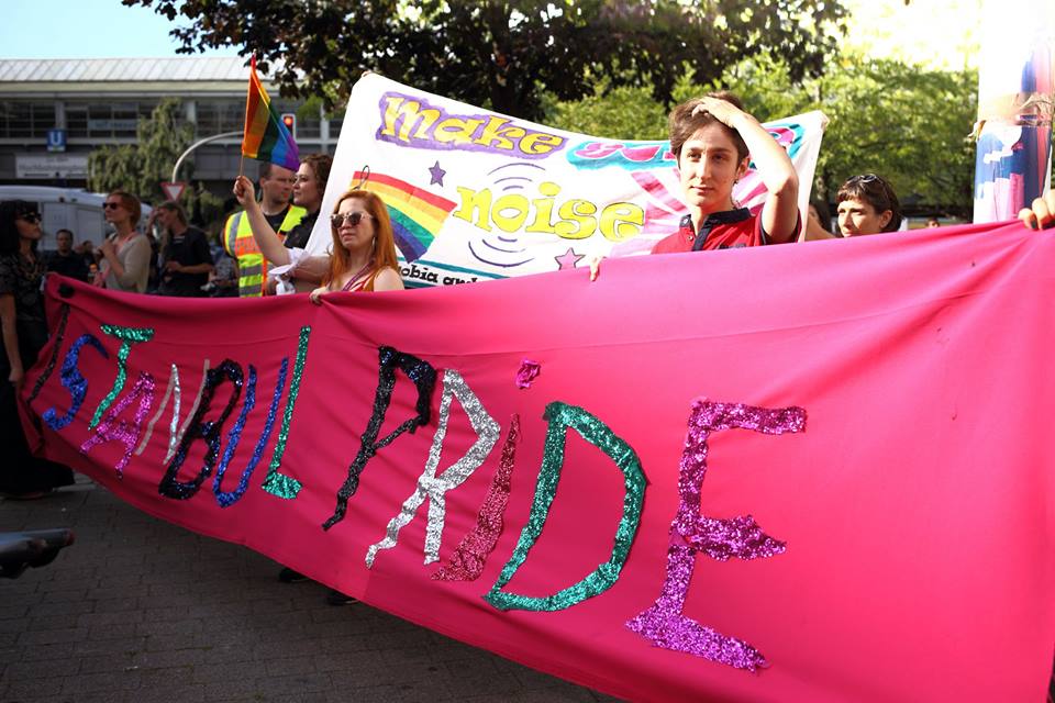 Berlin’de bir Lubun Pride: Yasak da sınır da tanımıyoruz! Kaos GL - LGBTİ+ Haber Portalı
