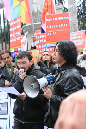 LGBT’den Kavaf'a İstifa Çağrısı  Kaos GL - LGBTİ+ Haber Portalı