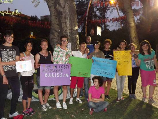 ‘Toplumun LGBTİ’lerle de barışması gerekiyor’ | Kaos GL - LGBTİ+ Haber Portalı Haber