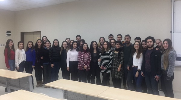 Kaos GL, İzmir’de sosyal hizmet öğrencileriyle buluştu | Kaos GL - LGBTİ+ Haber Portalı Haber